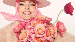 Linda Evangelista rikthehet në “Vogue” pas deformimit të fytyrës nga një ndërhyrje