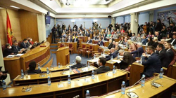 SHBA - Malit të Zi: Formoni shpejt një qeveri ose shpallni zgjedhje të parakohshme