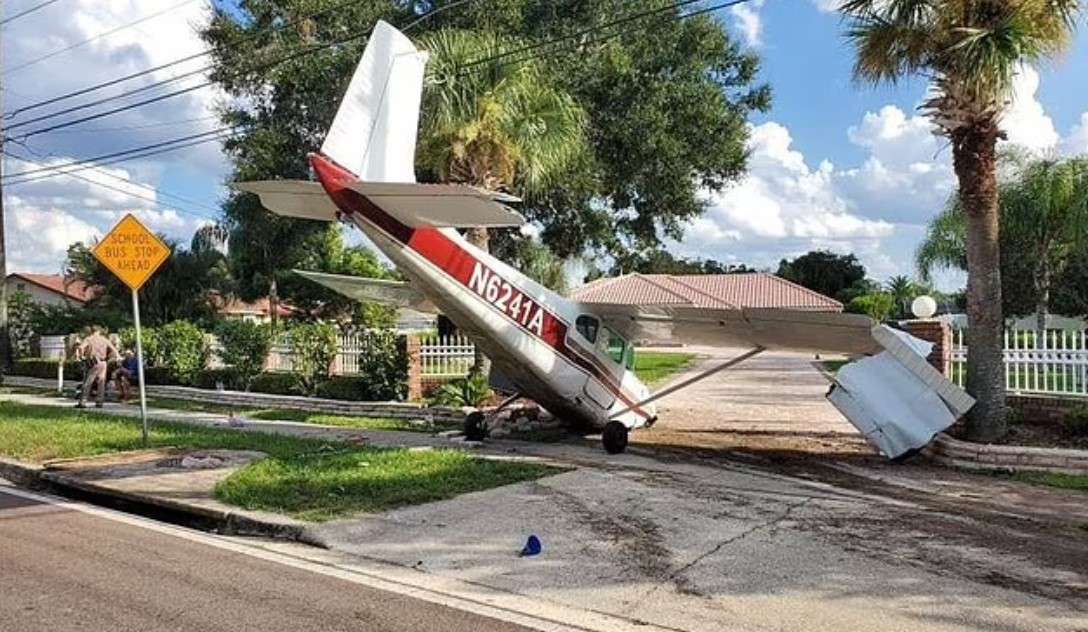 Një pilot amerikan shpëton, pasi aeroplani i tij i vogël u rrëzua në mungesë të karburantit