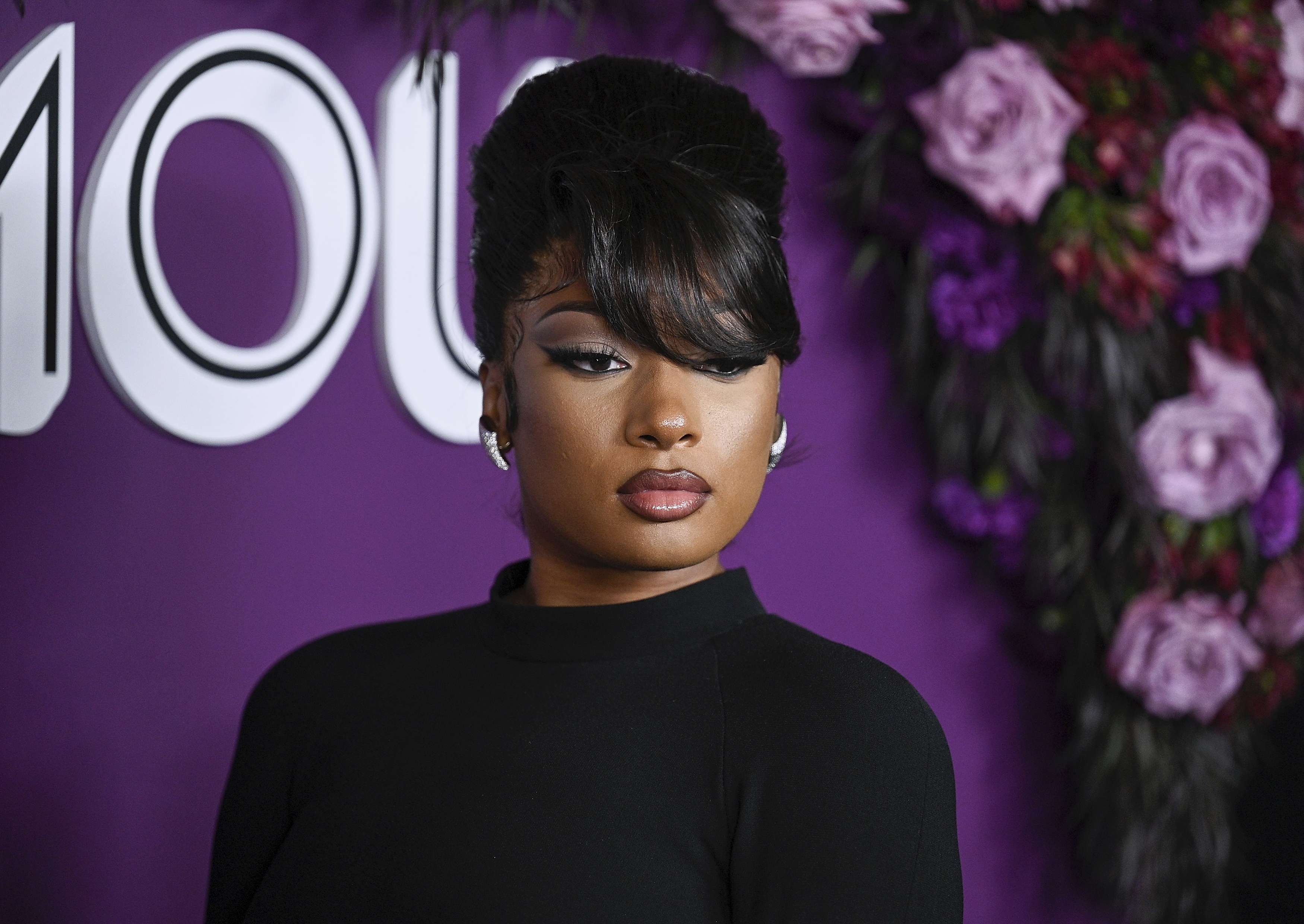 Megan Thee Stallion padit studion incizuese me 1 milion dollarë