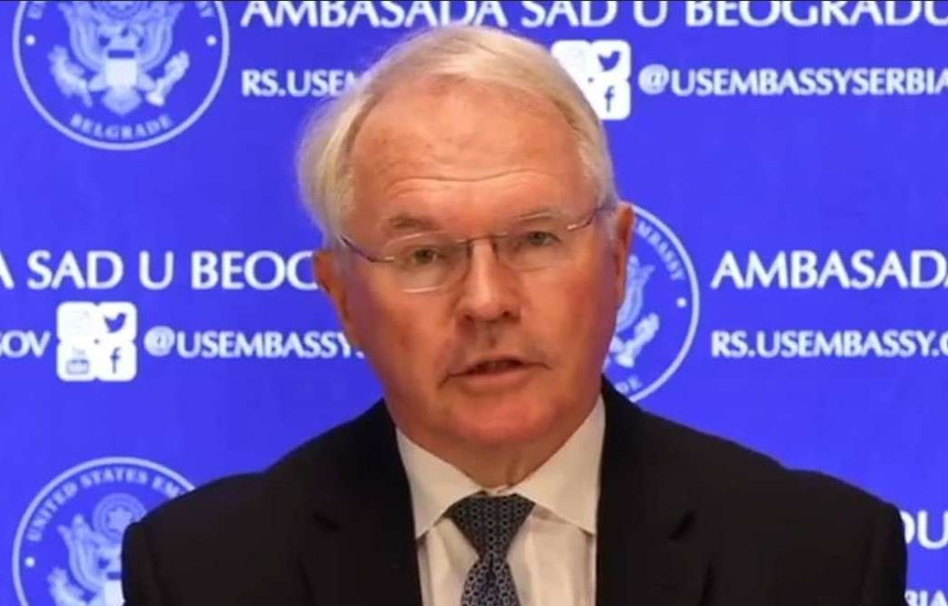 Christopher Hill - ambasadori i SHBA-se ne Beograd