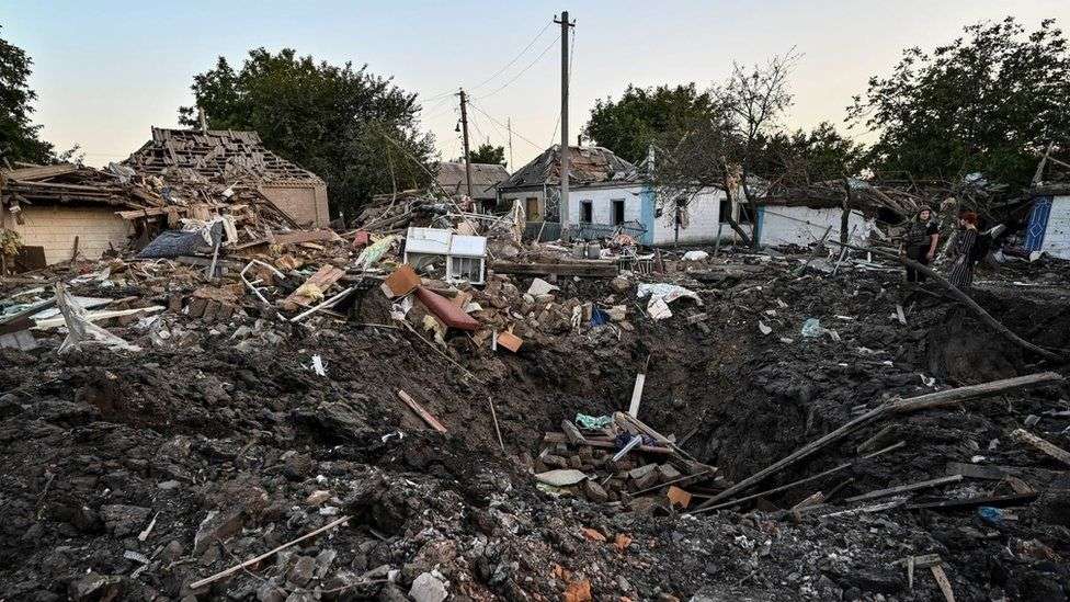 Rusia pretendon se në stacionin e trenit janë vrarë 200 ushtarë ukrainas