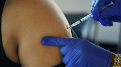 Moderna padit Pfizerin për kopjim të teknologjisë për vaksinën kundër COVID-19
