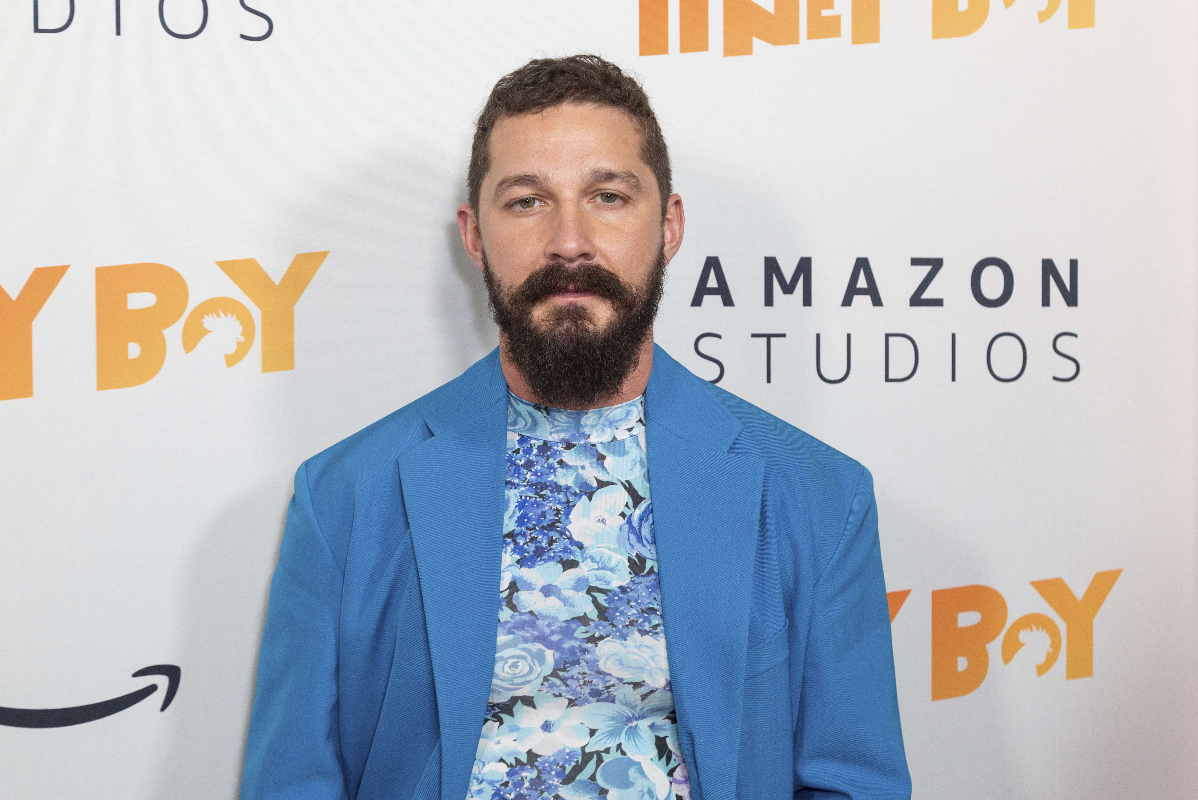 Shia LaBeouf tregoi se çfarë e kishte bërë ta mendojë vetëvrasjen