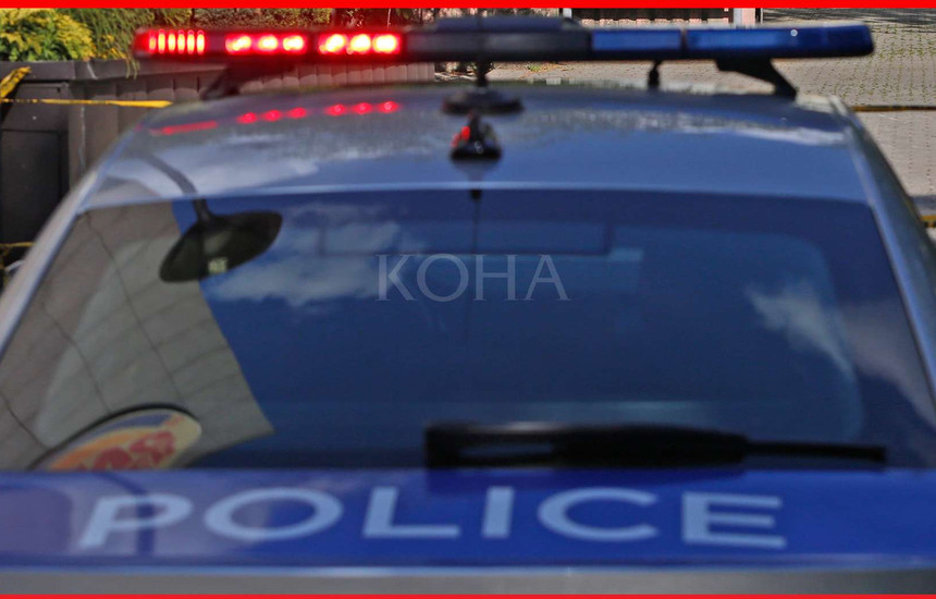 Polic, policia, vetura policore,