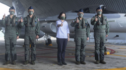 Presidentja Tsai trimëron ushtrinë tajvaneze