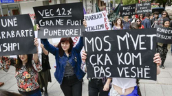 Sot protestohet për të kërkuar drejtësi për dhunimin e 11-vjeçares