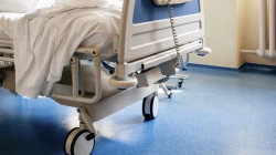 Iowa, infermieri sulmoi seksualisht pacientet që ishin pavetëdije në spital