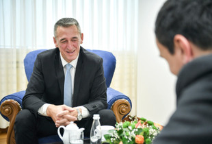 Nenad Rashiq - minister