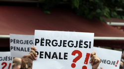 Sot protestohet kundër vrasjes së grave