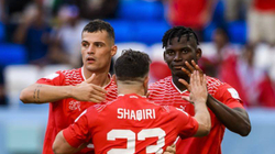 Xhaka e Shaqiri titullarë ndaj Serbisë