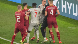 Lista e gjatë e sjelljeve josportive të futbollistëve dhe huliganëve serbë
