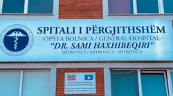 Pesë të dehur sulmojnë fizikisht infermierin në Mitrovicë