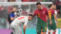 Shaqiri u kërkon falje tifozëve