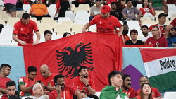 Flamuri shqiptar në stadiumin ku luan Zvicra, mediat serbe të pakënaqura