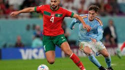 Amrabat luajti i lënduar ndaj Spanjës