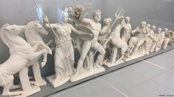 Britania refuzon t’ia kthejë Greqisë artefaktet 2500-vjeçare