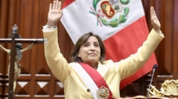 Dina Boluarte - presidente e Perus