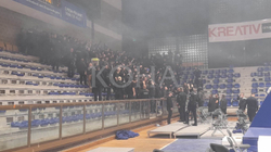 Lëndohen policë në ndeshjen mes Prishtinës e Trepçës
