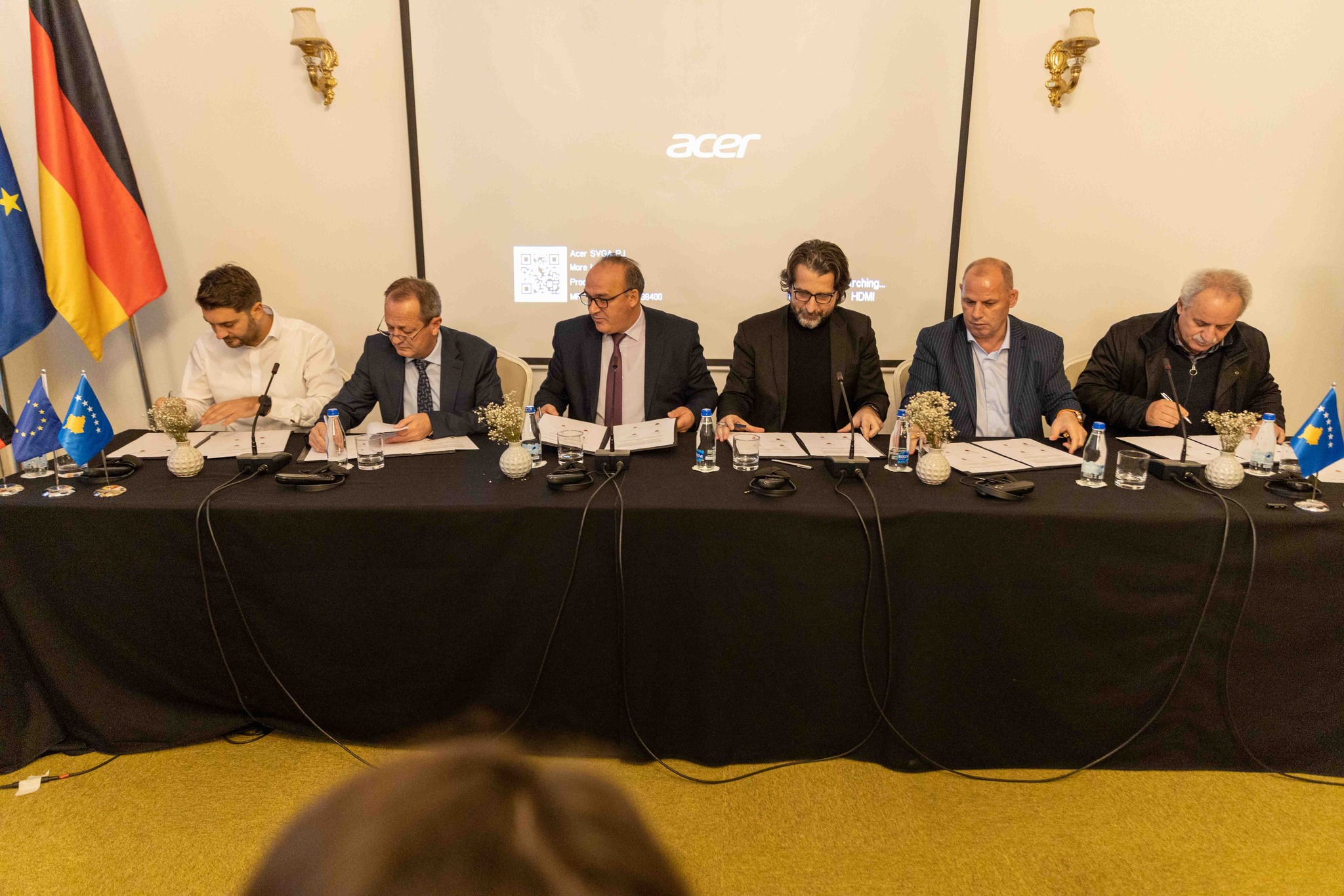  Kryetarët e komunave të rajonit të Prishtinës firmosin memorandum për menaxhim mbeturinash