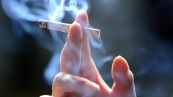 Zelanda e Re miraton ligjin e parë në botë që ndalon duhanin për brezin e ardhshëm
