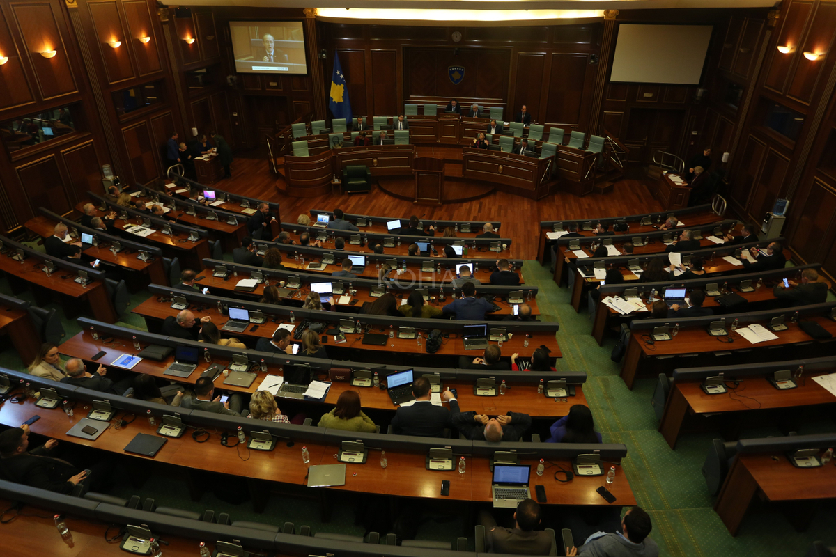 Kuvendi shmang dërgimin në Kushtetuese të ligjit për buxhetin