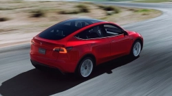 Tesla po prodhon nga 3,000 vetura në javë në fabrikën e saj në Teksas