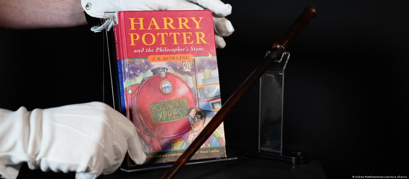 Librat më të shtrenjtë në botë të Harry Potterit në ankand