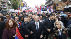 Lista Serbe: Kërcënimet e Sveçlës nuk e trembin askënd në barrikada