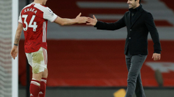Xhaka “harroi” si të luante në pozitën e tij te Arsenali dhe mori paralajmërimin e Artetas