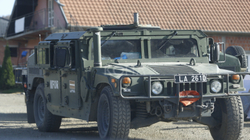 Ministria e Mbrojtjes e Letonisë njofton për sulmin ndaj ushtarëve letonezë në Zubin-Potok