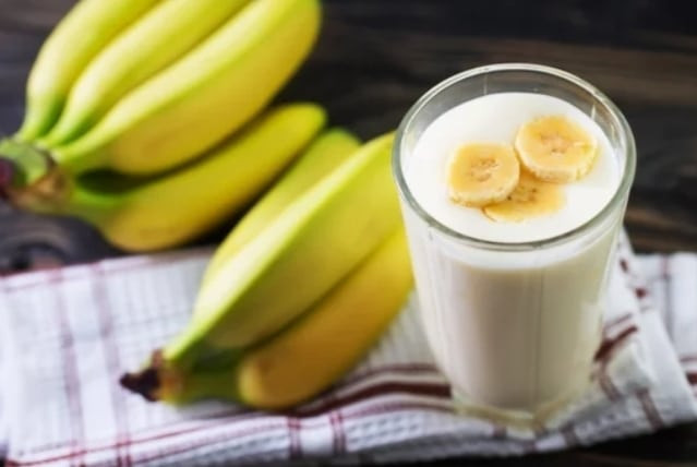 Batido Cremoso De Plátano y Leche De Almendra: Receta Refrescante y Saludable 9 IMG 20211211 1958151672126477