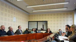 Deputetja e LDK-së: MASHTI pagoi 32 zyrtarë serbë pa shkuar në punë