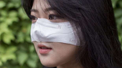 COVID-19, Koreja e Jugut fut në treg maskën që mbulon hundën gjatë ngrënies