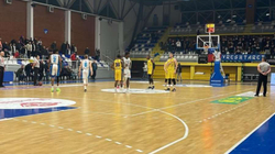 Ylli mposht me rezultat të thellë Dritën