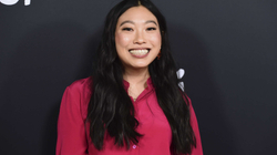 Awkwafina reagoi ndaj kritikave në Twitter