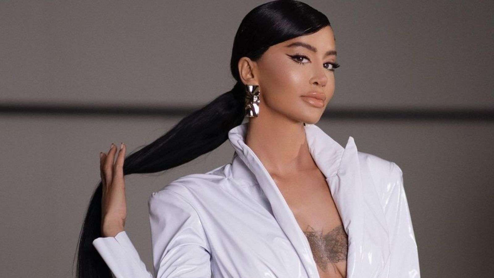 Dafina Zeqiri për ditën e të dashuruarve sjell këngën “Mos e lëndo”