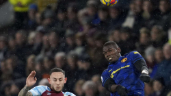 Unitedi ndalet nga Burnley, që është i fundit në renditje