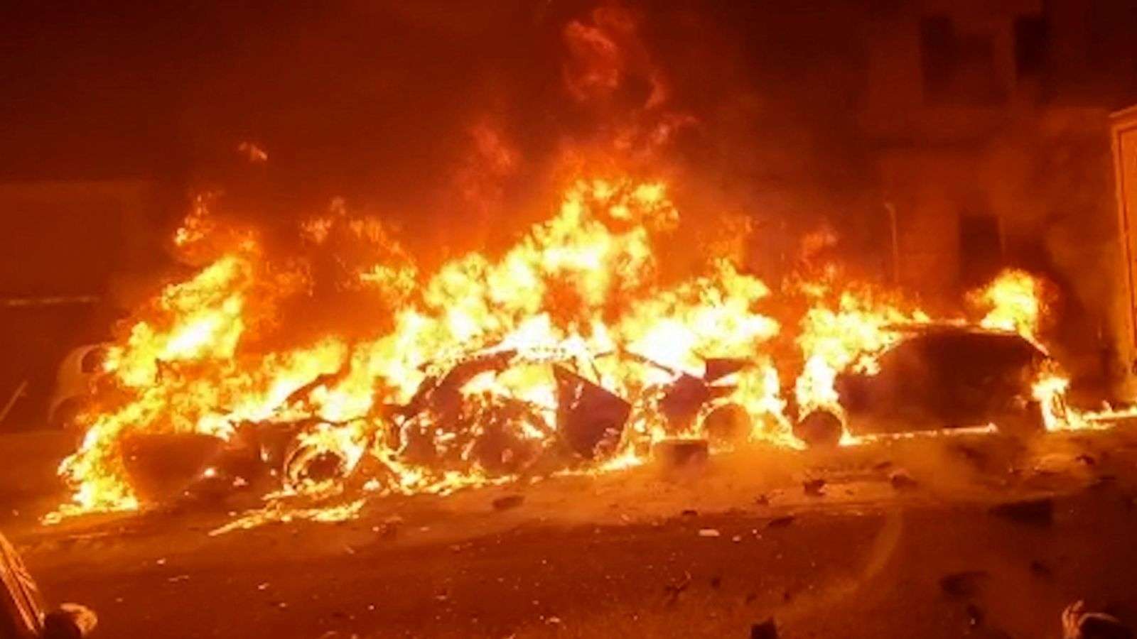 Kamioni godet 31 vetura në qytetin gjerman