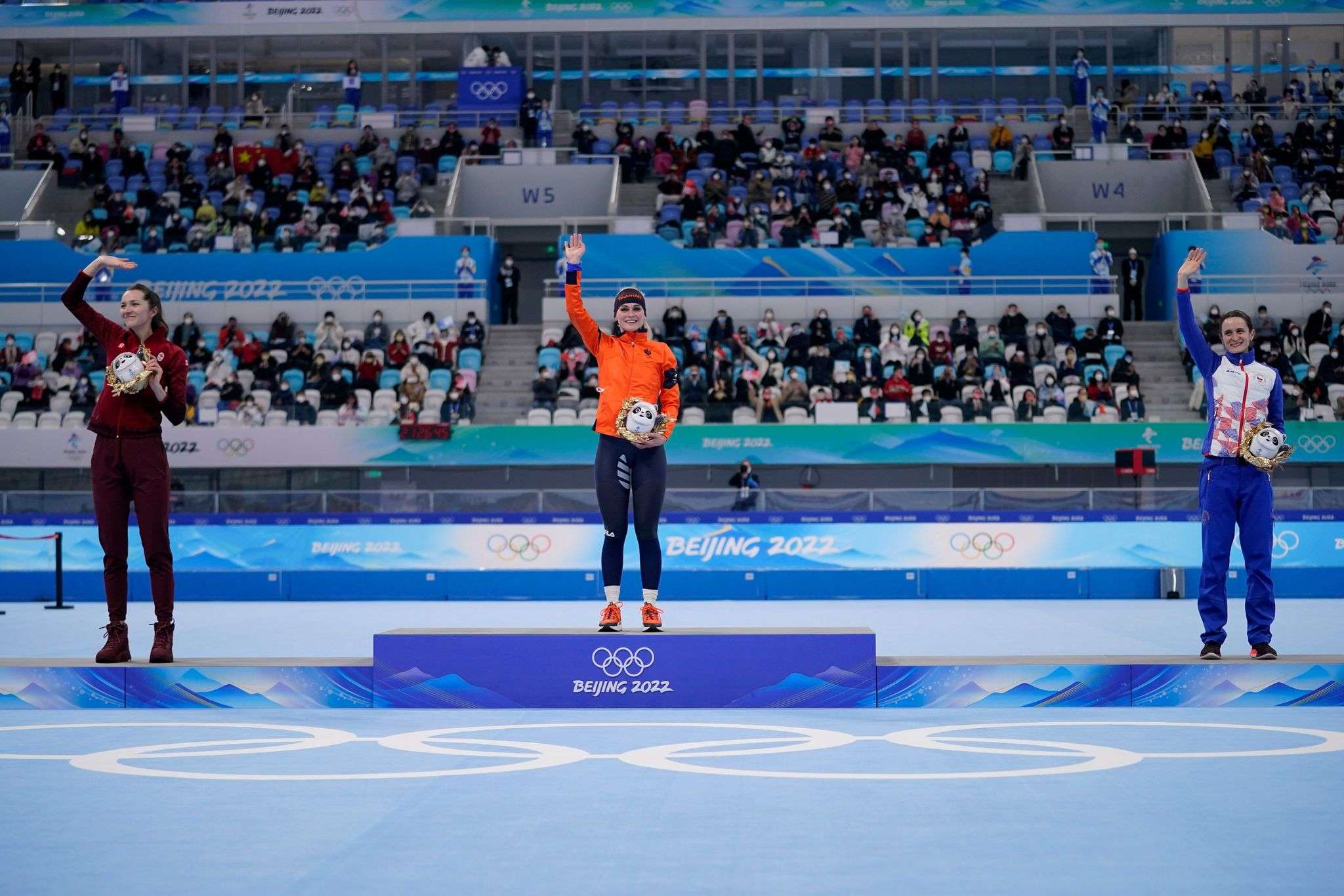 Schouten vendos tjetër rekord në patinazh të shpejtë