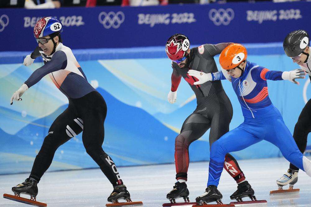 Patinazhi i shpejtë, “kombinim” i garave me makina dhe i sporteve luftarake