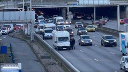 Gjobiten qindra automjete që ishin drejtuar për Paris