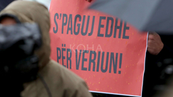 Grupi “Asnji cent më shumë” proteston sërish kundër shtrenjtimit të rrymës