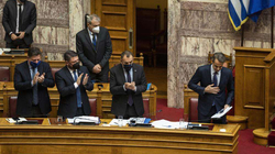 Tensionet me Turqinë, Greqia aprovon marrëveshje gjigande të armëve me Francën