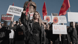 Leonora Jakupi i këndon UÇK-së për pavarësi, publikon “Liria ka emër”