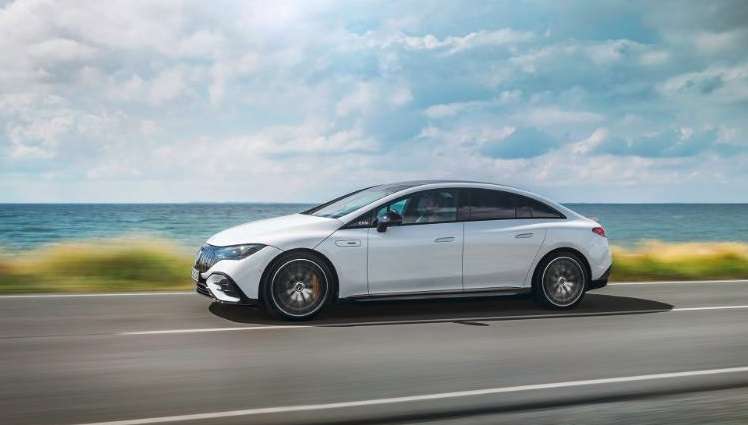 Mercedesi prezanton sedanin elektrik me 677 kuajfuqi