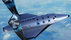Virgin Galactic shet për herë të parë bileta për udhëtim në hapësirë