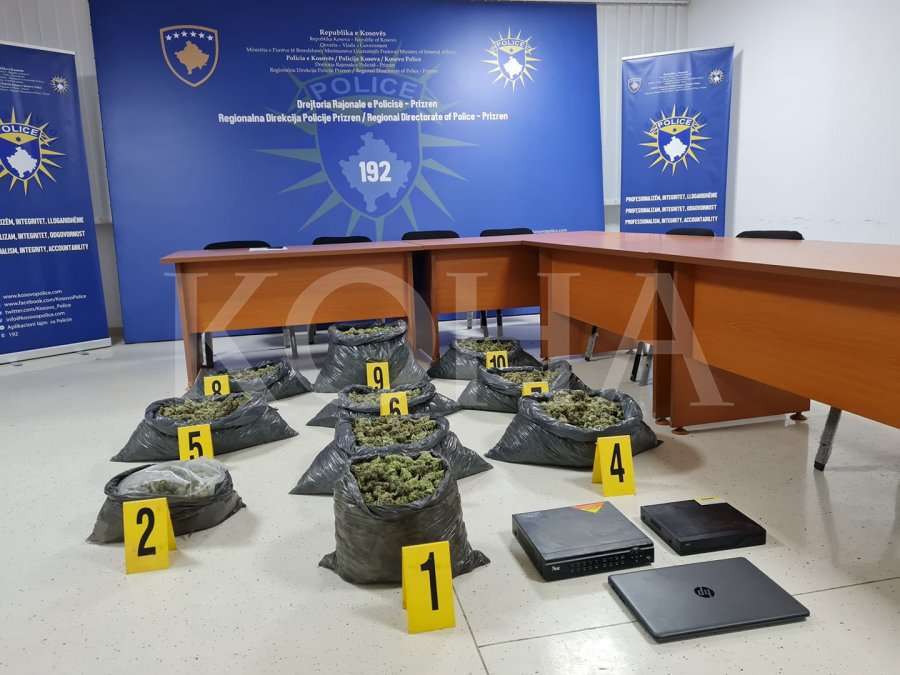 Kërkohet paraburgimi i gjashtë të arrestuarve që iu gjetën 32 kg marihuanë në Suharekë