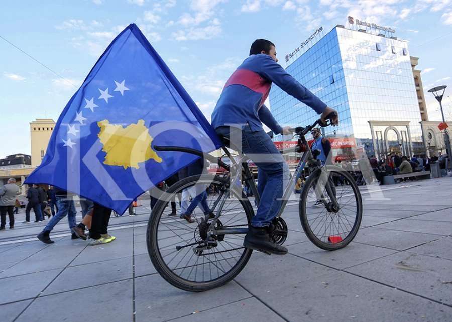 Bike best sale flags target