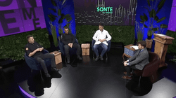 Sfidat e tri uniformave në 14 vjet shtet
